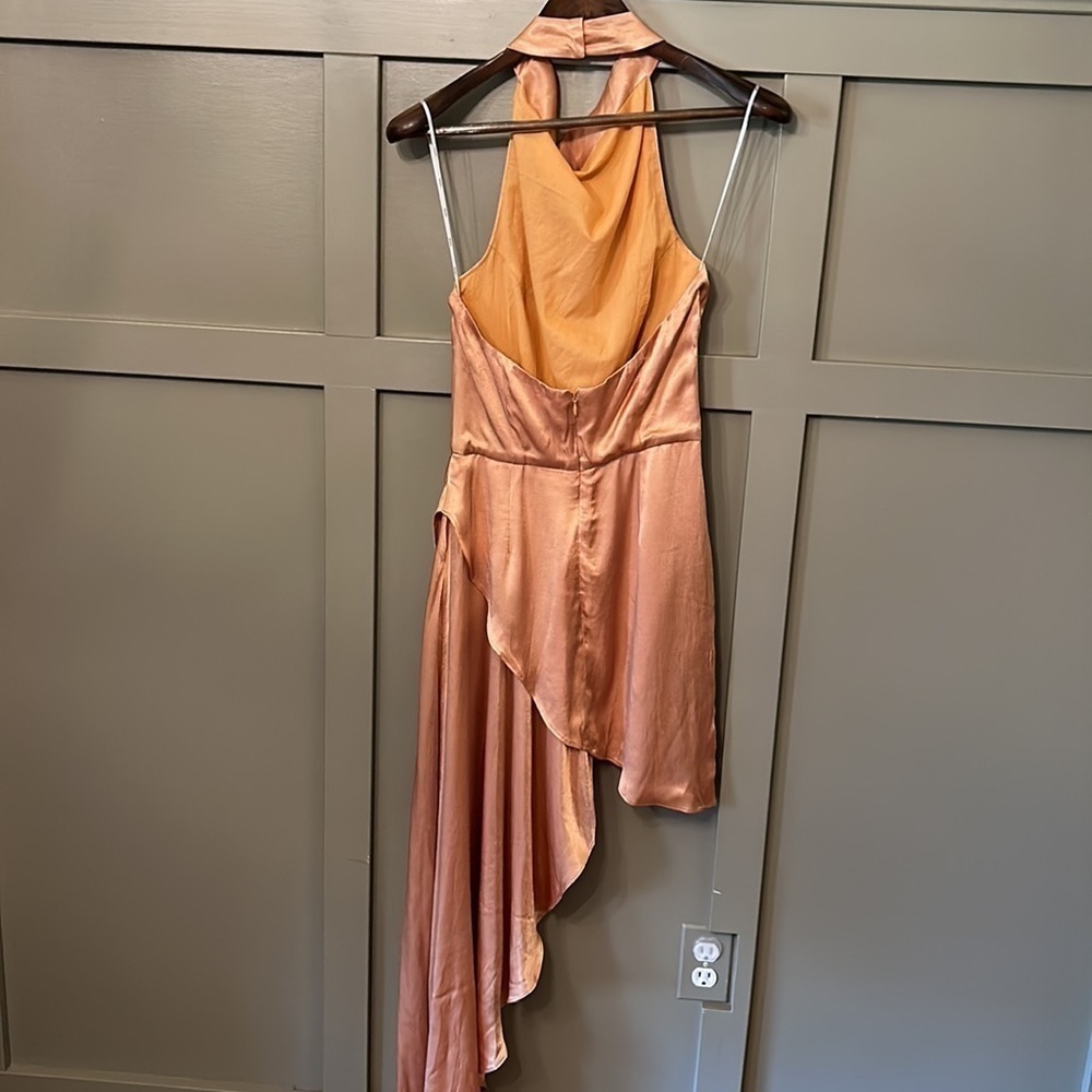 Elliatt Gold Halter Tiered Asymmetric Midi Cocktail Dress Satin Size Small New - Picture 11 of 14